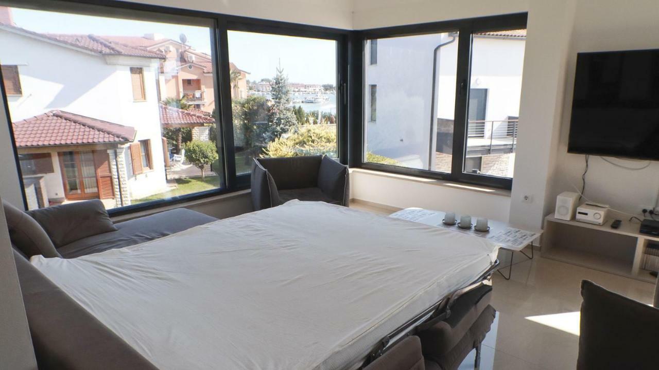 Appartement Penthouse No6 à Medulin Extérieur photo